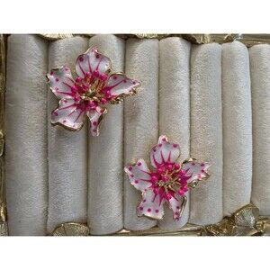Floral Pink White Enamel Flower Earrings Gold Metal